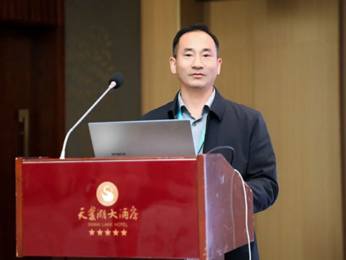 第十四屆VOCs減排與控制會議 “環(huán)保稅”成為最熱話題，“啟風水旋塔”收到專家老師的表揚